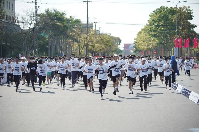 Launching the largest student run in Vietnam - 1