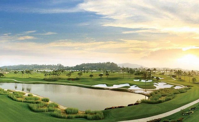 What is less known about the second most expensive golf course in Vietnam: The whole country only 400 members can enter the course, the minimum fee is more than 3 billion VND per person - Photo 2.