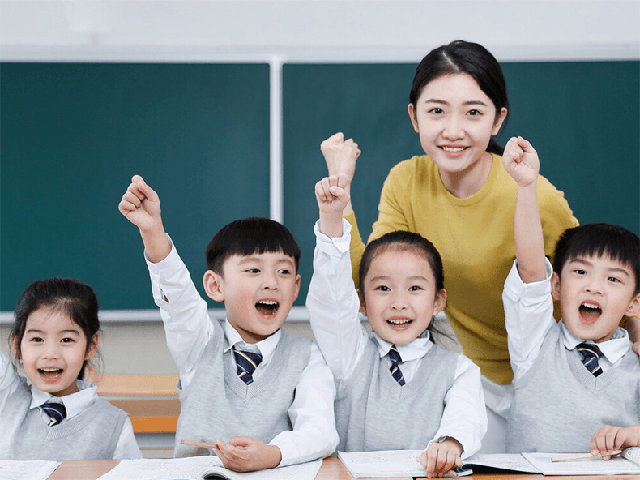 Important things for parents to remember when talking with their child's teacher: Directly affecting the interests of children - Photo 2.