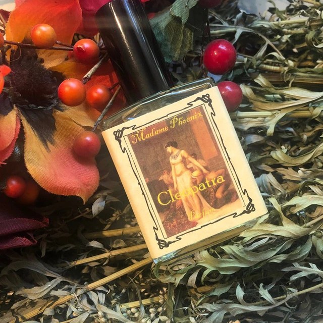 There will be a perfume that maintains its fragrance for 2 years, used by the famous Queen of the ancient world - Photo 4.