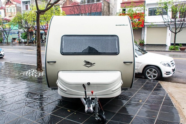 The person who brought the Caretta Uncle mobile home to Vietnam answered how to register, how to get a driver's license, how to tow the car - Photo 3.