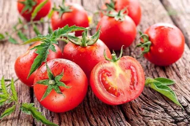 In addition to sunscreen, here are 9 CHEAP foods that are able to protect the skin from ultraviolet rays, the effect is maintained forever - Photo 3.