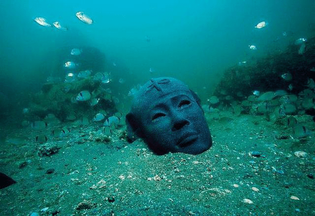 See the ruins of the city of Thonis-Heracleion, where the Egyptian legend hid under the ocean - Photo 7.