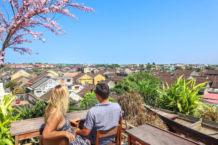 6 Best Rooftop Cafes & Bars in Hoi An Vietnam - Nothing Familiar