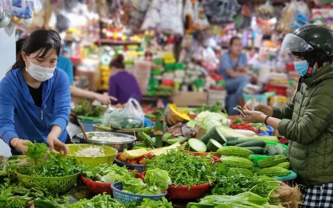 What is the cost of living in Vietnam compared to the world?