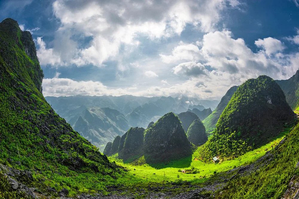 Vietnam's top 17 tourist attractions in the eyes of world friends: No. 1 is too famous! - Photo 28.
