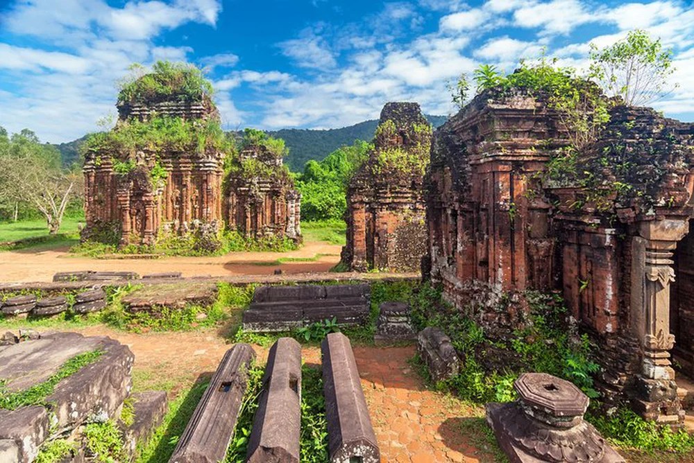 Vietnam's top 17 tourist attractions in the eyes of world friends: No. 1 is too famous! - Picture 10.