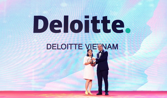 Many Vietnamese businesses have been honored as Asia's Best Places to Work in 2022 - Photo 4.