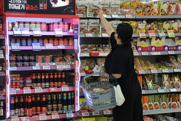 Young Koreans race to take on the challenge of not spending money to the point of isolating themselves - Photo 1.