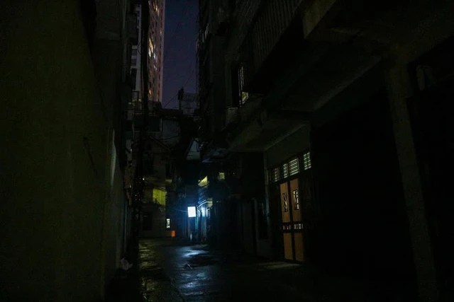 Students helplessly watch the hostel increase the price to the sky: 4-5 million VND/month without electricity and water bills - Photo 6.