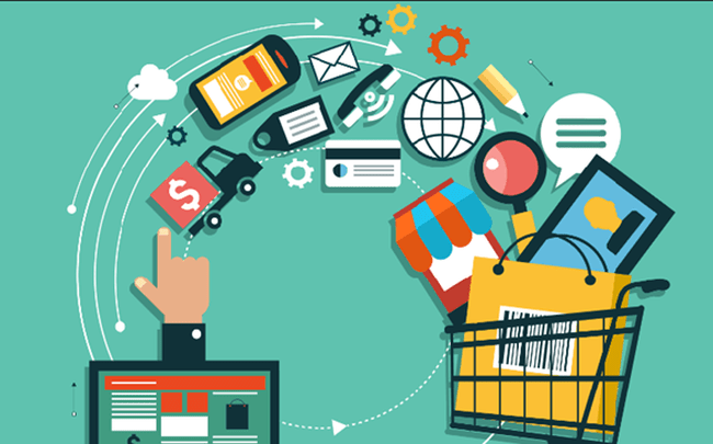 On average, how much does each Vietnamese spend on online shopping?