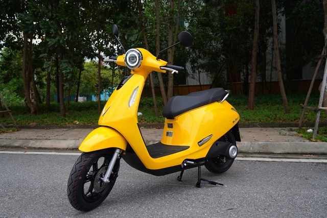 Help VinFast expect to collect 400 billion in the sale, what's hot about this 22 million electric motorbike? - Photo 3.