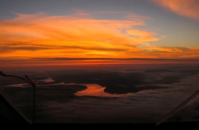 The journey of a solar plane around the world does not consume a single drop of fuel - Photo 14.