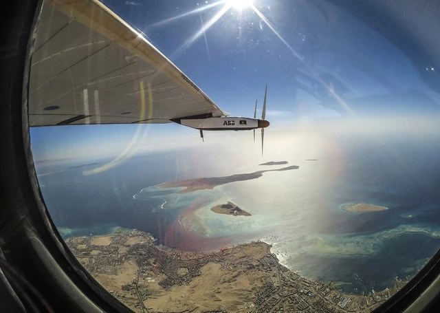 The journey of a solar plane around the world does not consume a single drop of fuel - Photo 25.