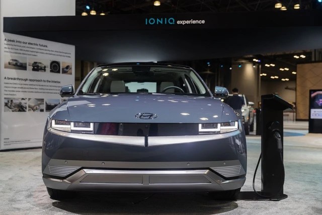 2 Asian brands that are very familiar to Vietnamese people are quietly surpassing Tesla, owning the hottest electric car in the US - Photo 3. 2 Asian brands that are very familiar to Vietnamese people are quietly surpassing Tesla, owning the hottest electric car in the US - Photo 3.