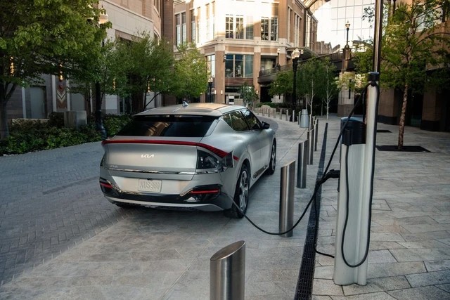 2 Asian brands that are very familiar to Vietnamese people are quietly surpassing Tesla, owning the hottest electric car in the US - Photo 2. 2 Asian brands that are very familiar to Vietnamese people are quietly surpassing Tesla, owning the hottest electric car in the US - Photo 2.