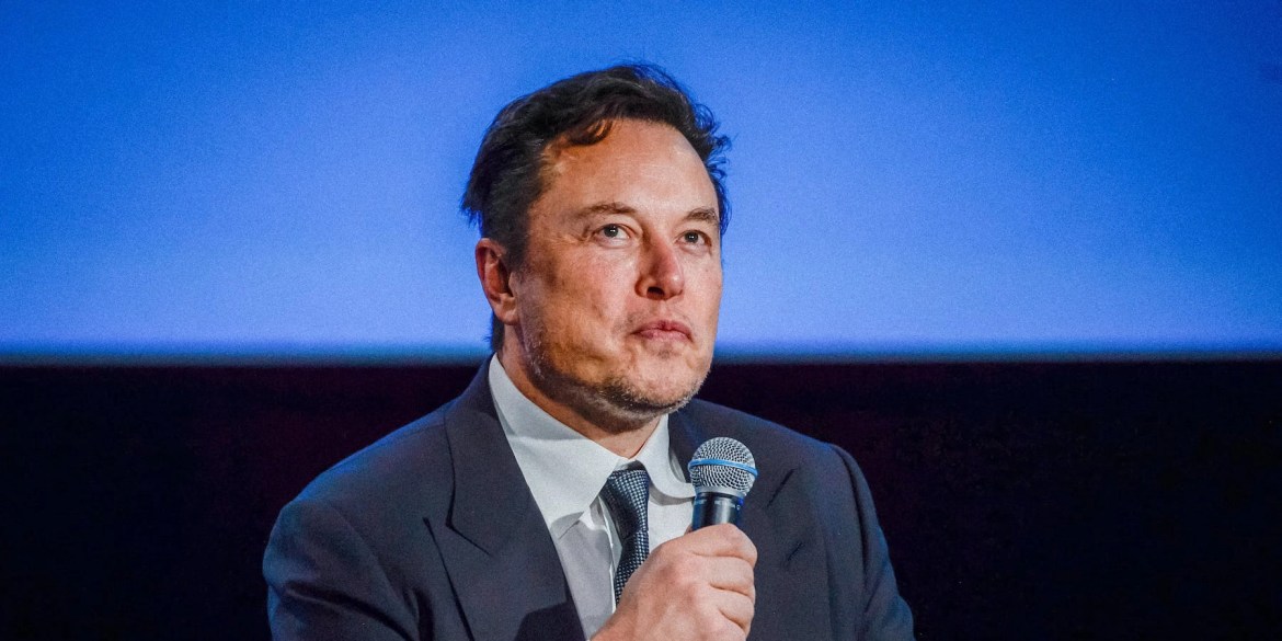 The harsh truth for Elon Musk: Not knowing how to serve 'god', disregarding advertising businesses and the end - Photo 1.