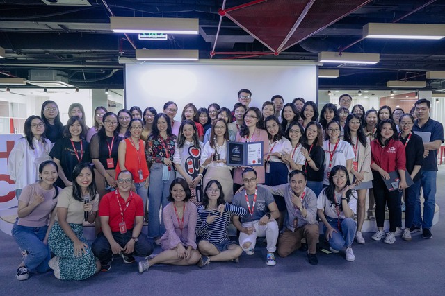 HR strategy helps Home Credit win big at Vietnam HR Award 2022 - Photo 2. HR strategy helps Home Credit win big at Vietnam HR Award 2022 - Photo 2.
