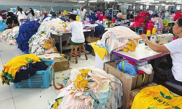 How Chinese entrepreneurs make money from the World Cup: It only takes 4 hours to produce 1 ball, there is a super-fast specialized transport route to Qatar, making a few months is equal to 2 years combined - Photo 1.
