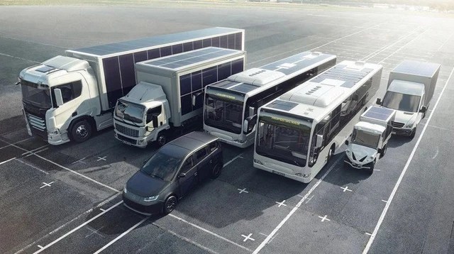 Solar-powered cars are no longer a fantasy - The German automaker is about to launch the car of the future in 2023, with a list price of more than 600 million dong - Photo 2.