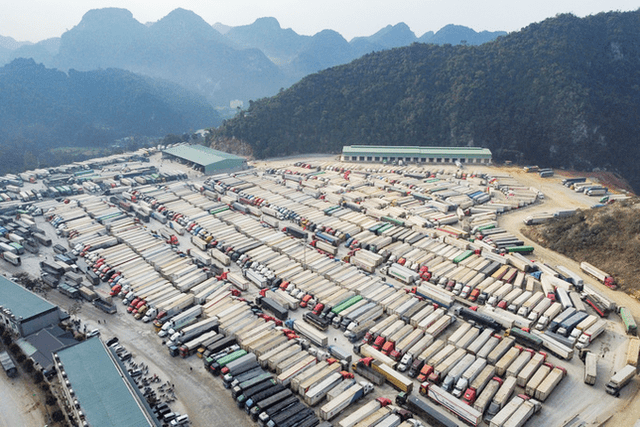 Nearly 3 years of border tightening, how does Vietnam - China trade? - Photo 3.