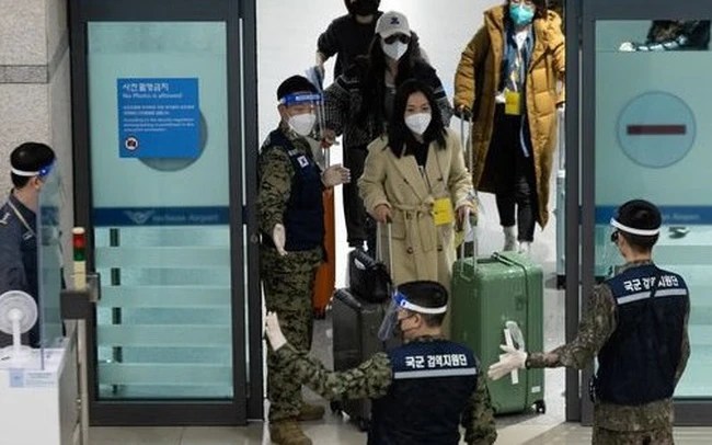 Southeast Asia looks forward to the return of Chinese tourists, but those with a lot of money are… at home. Southeast Asia looks forward to the return of Chinese tourists, but those with a lot of money are… at home.