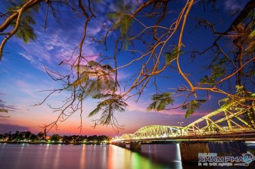 Cầu Trường Tiền Huế nét đẹp lôi cuốn biểu tượng của vùng đất cố đô