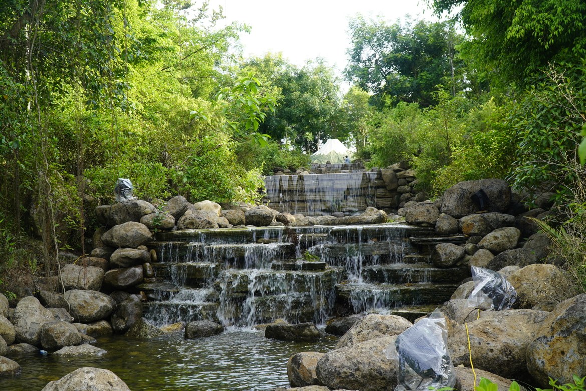 Charming scenery at Bang stream