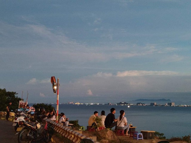 Đà Nẵng: Xử lý tình trạng kinh doanh du lịch trái phép ở bán đảo Sơn Trà - Ảnh 2.