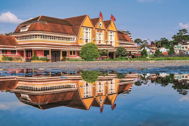 The renovation and upgrading of the Da Lat railway line will attract many tourists and preserve the existing beauty