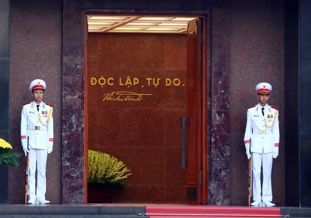 The main door of Uncle Ho's Mausoleum was opened before the flag-raising ceremony.