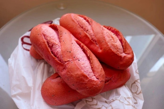 Phóng viên quốc tế: Bánh mì thanh long Việt Nam ngon tuyệt vời - Tuổi Trẻ Online