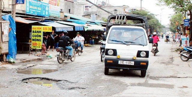 Những "con đường đau khổ" ở quận Hoàng Mai