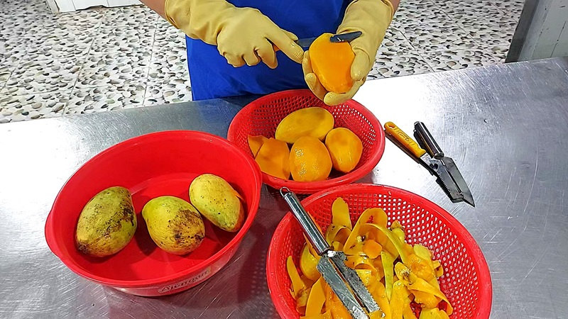 High quality and fresh fruits or even organic sources